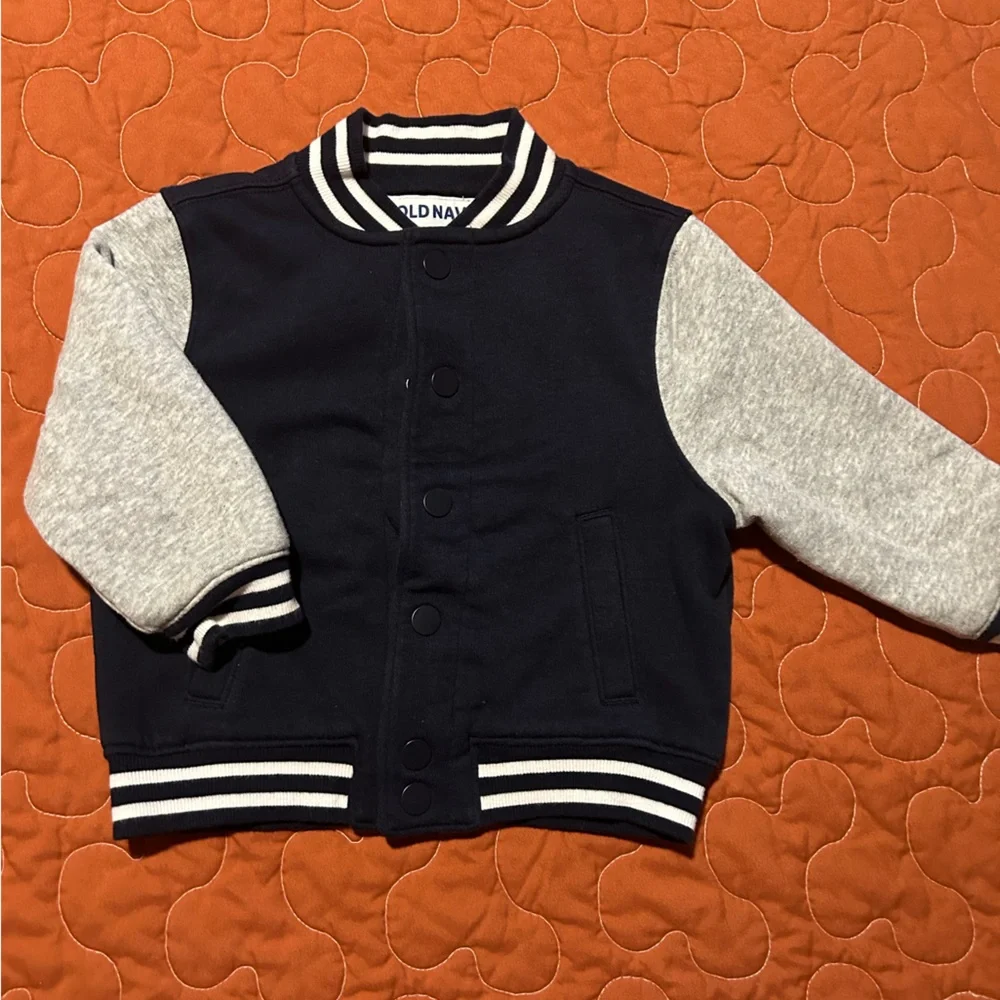 Carters excellent used